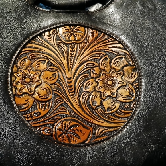 Gorgeous Handmade Leather Embossed Ebony Bag - Picture 2 of 6
